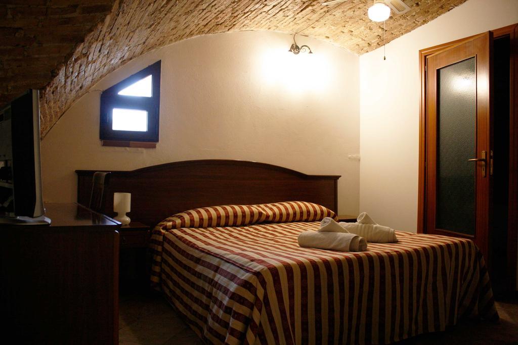 Soprattutto Bed & Breakfast Montalbano Ionico Екстериор снимка